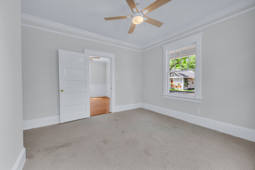Building Photo - 717 Seiler Ave