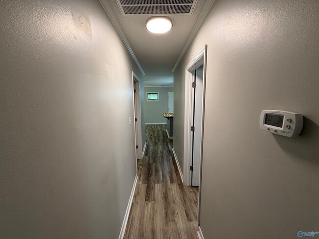 Building Photo - 1087 Seminary St