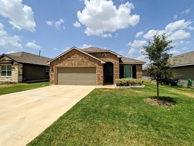 Building Photo - 121 Dylan Dr