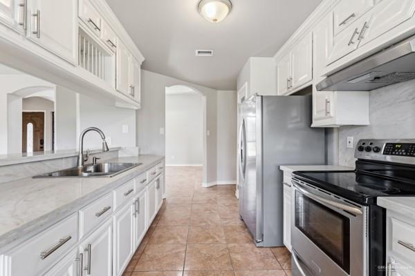 Building Photo - 18 Santa Lucia Dr