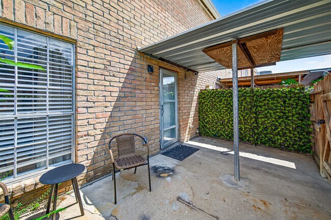 Building Photo - 4064 Belle Park Dr