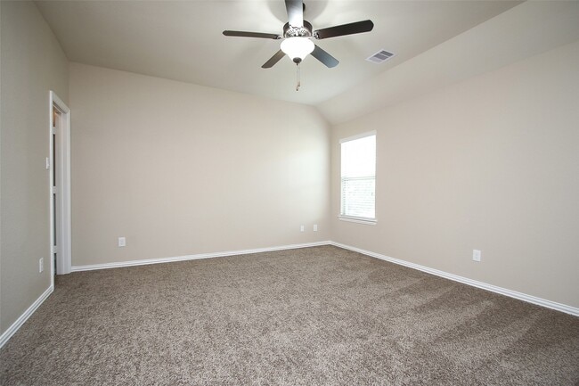 Building Photo - 162 Hearthshire Cir