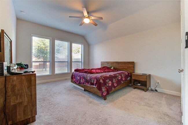 Building Photo - 13030 Sheildaig St