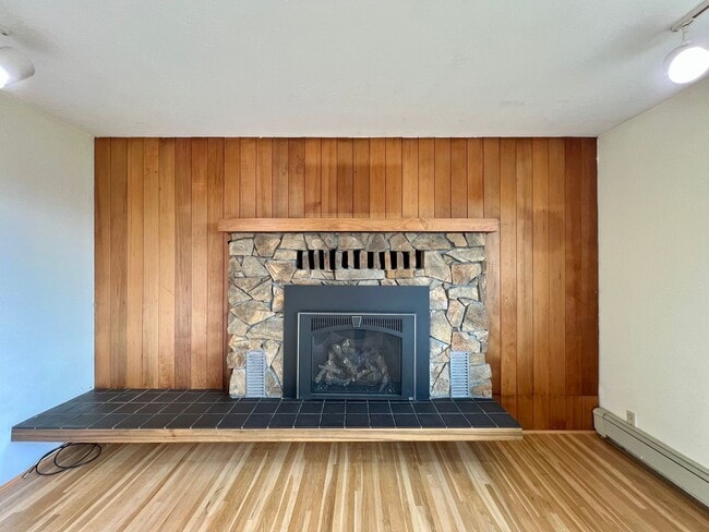 Building Photo - 4-Bedroom Home in Fairbanks | Fenced Yard,...