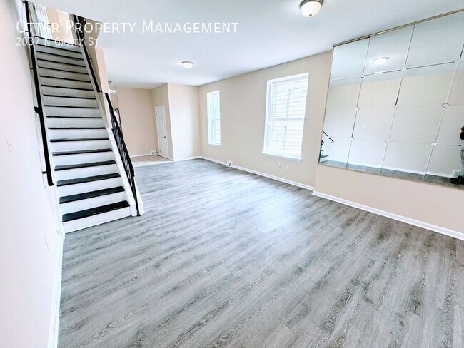 Building Photo - 2037 N Gratz St