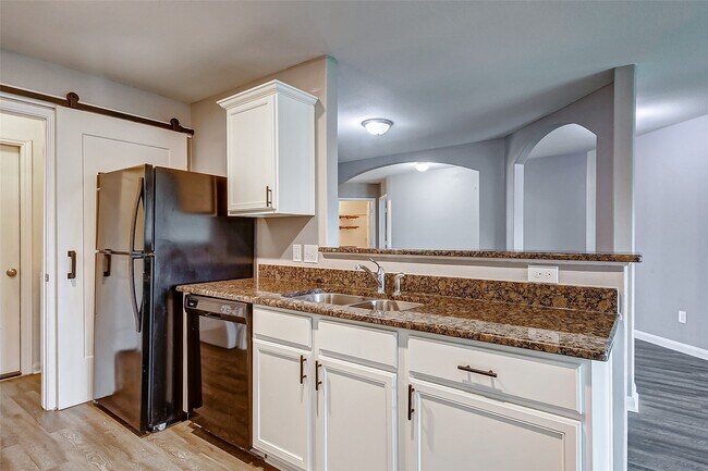 Building Photo - 22522 Threefold Ridge Dr