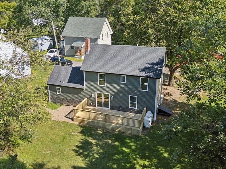 Building Photo - 7 Farnsworth St