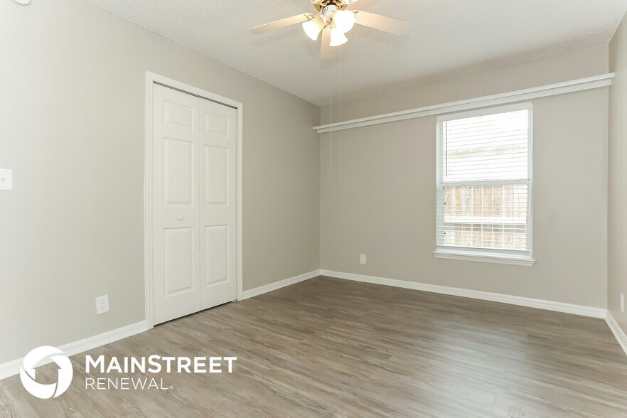 Building Photo - 2663 Kimberly Forest Dr E