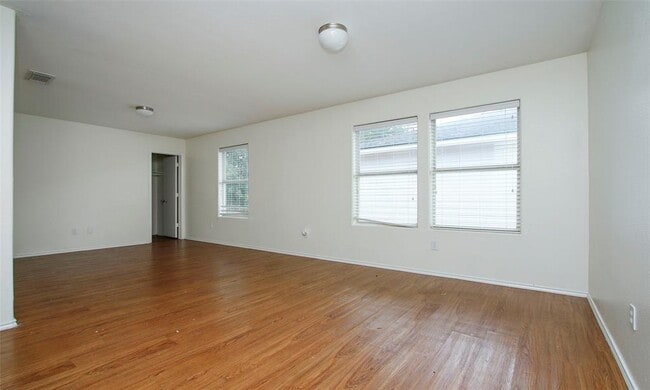 Building Photo - 16755 N Thrasher Dr