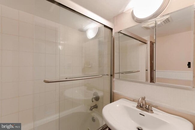 Building Photo - 1245 13th St NW