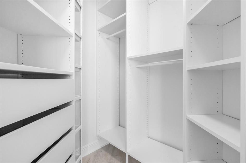 Building Photo - 185 SW 7th St