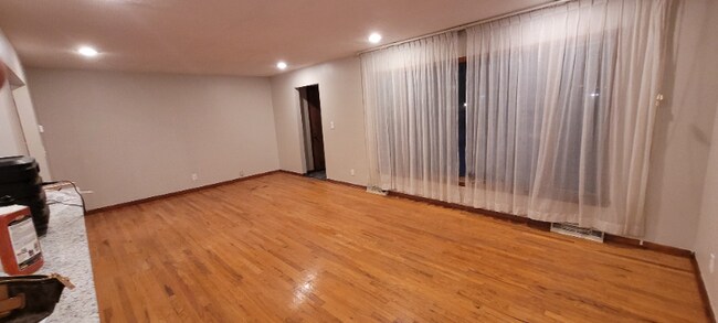Building Photo - 28810 Cannon Rd