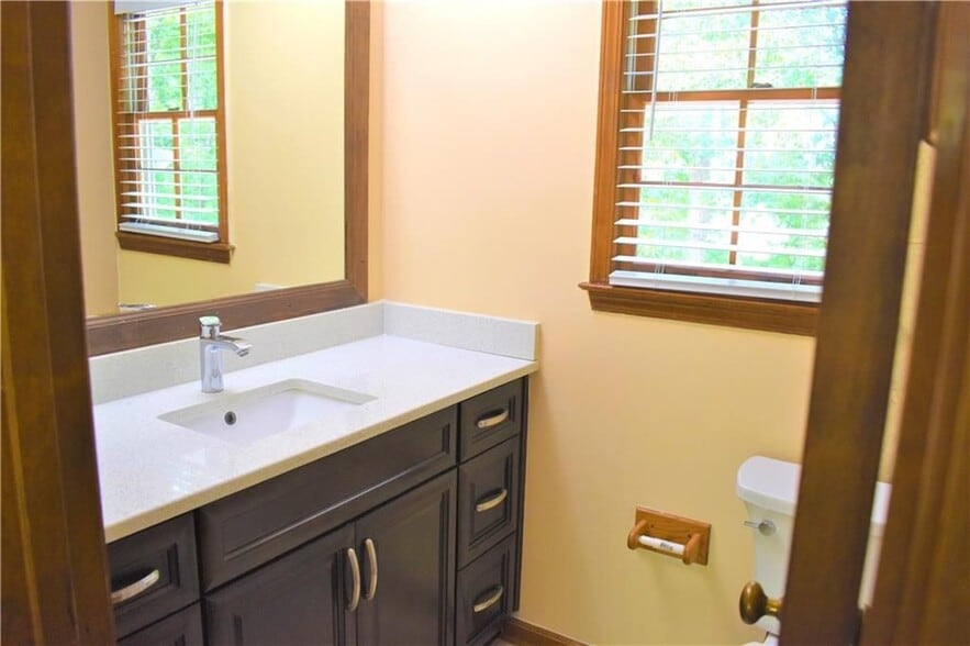 Building Photo - 2264 Post Oak Dr