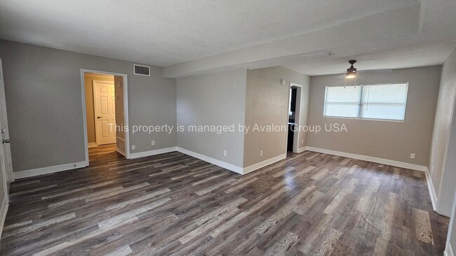 Building Photo - 2135 Corot Ct
