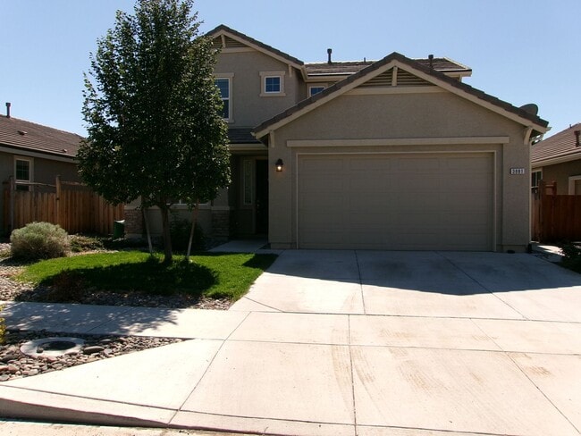 Building Photo - Beautiful 4 bedroom, 2-1/2 bath home in Wingfield Springs