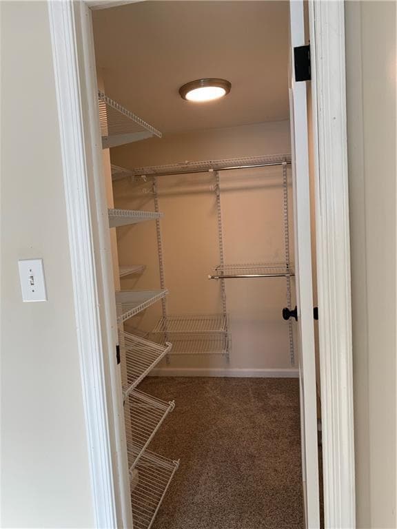 Building Photo - 200 Post Rd