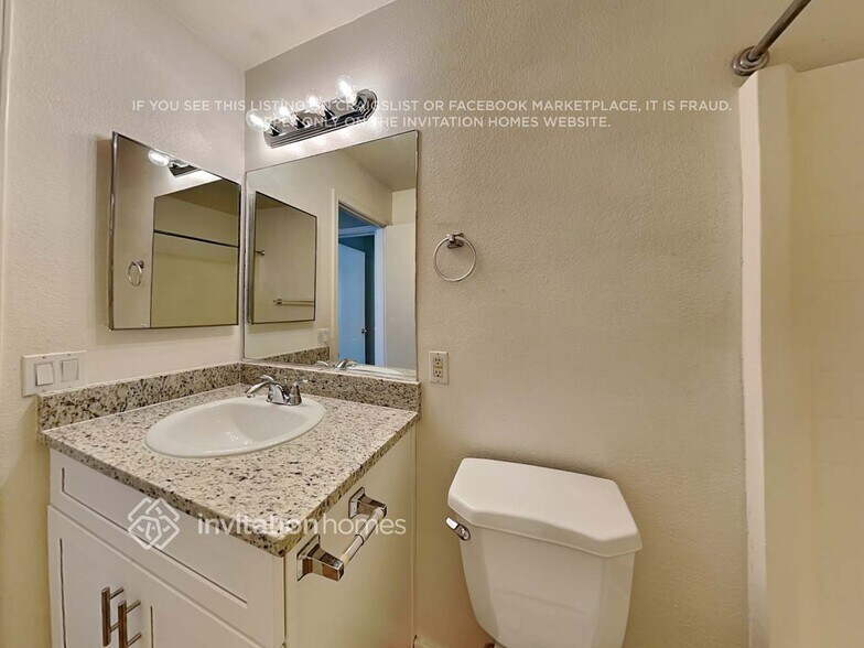 Building Photo - 8625 W El Caminito Dr
