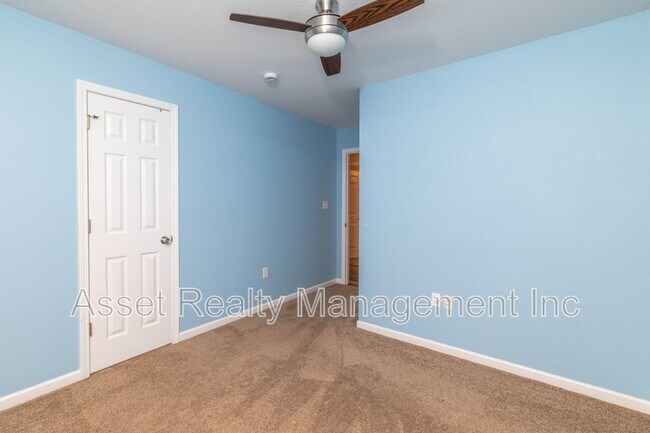Building Photo - 801 Colonial Estates Way