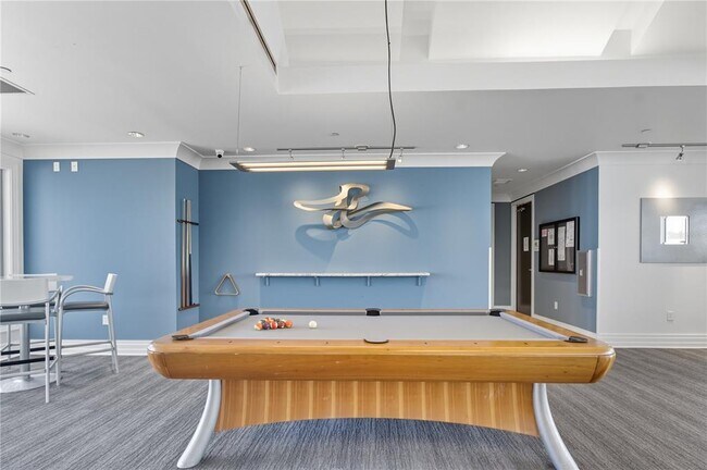 Building Photo - 449 S 12th St
