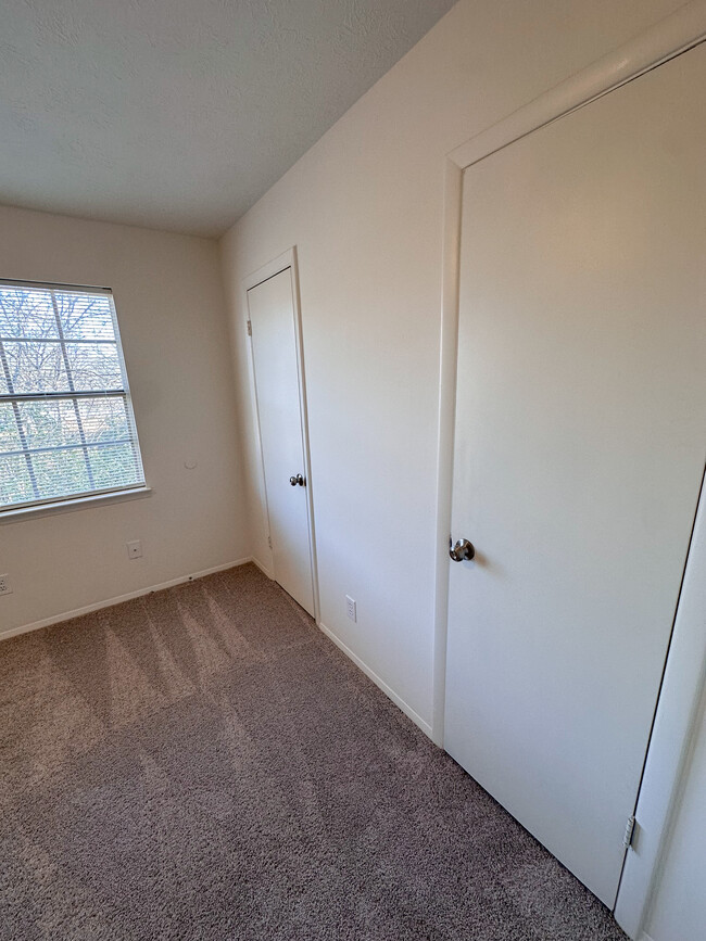 Bedroom 1 - 2116 Francis St