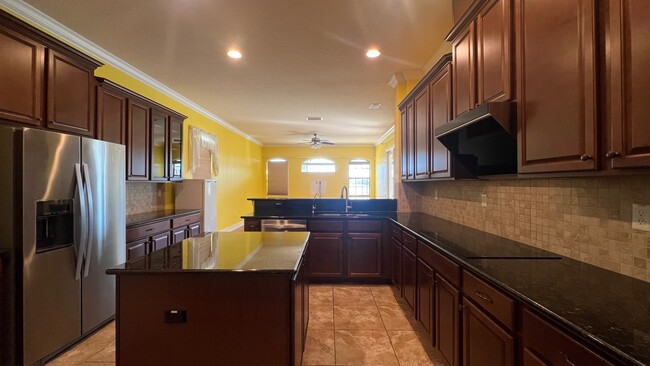 Building Photo - 10907 Mobberley Cir