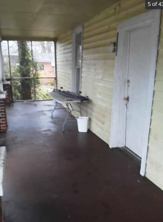 Building Photo - 341 Athens Ave