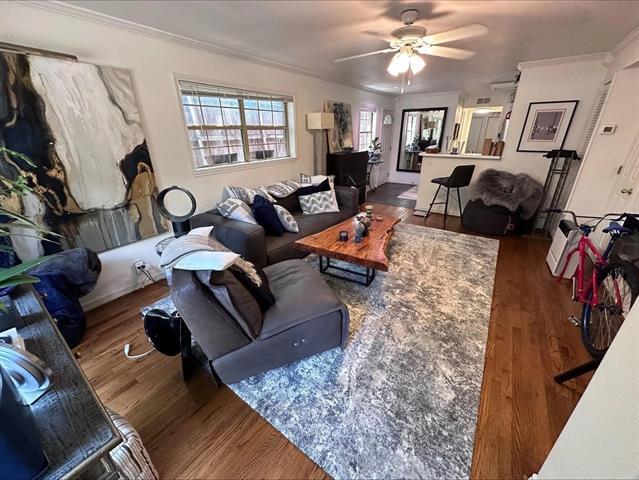 Building Photo - 4222 Newton Ave