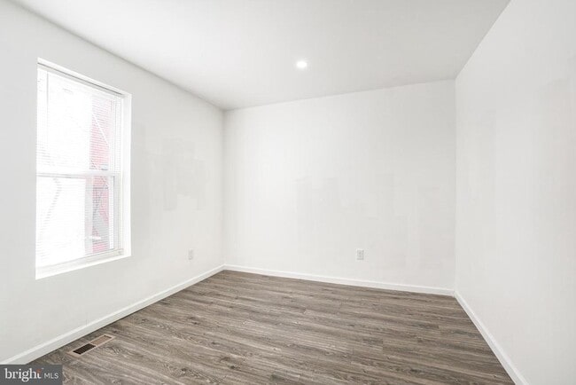 Building Photo - 1339 W Lafayette Ave