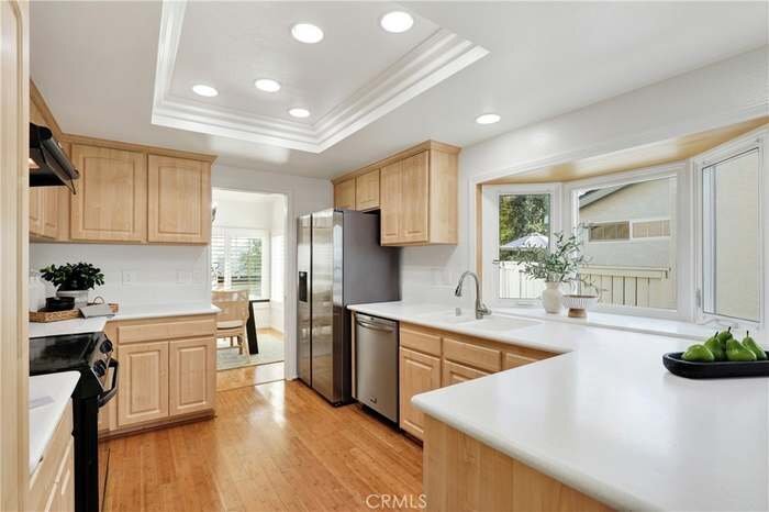 Building Photo - 7 Timberline