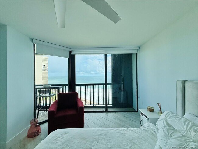 Building Photo - 8800 S Ocean Dr