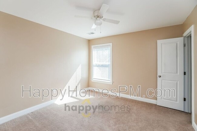 Building Photo - 1144 Twitchell St