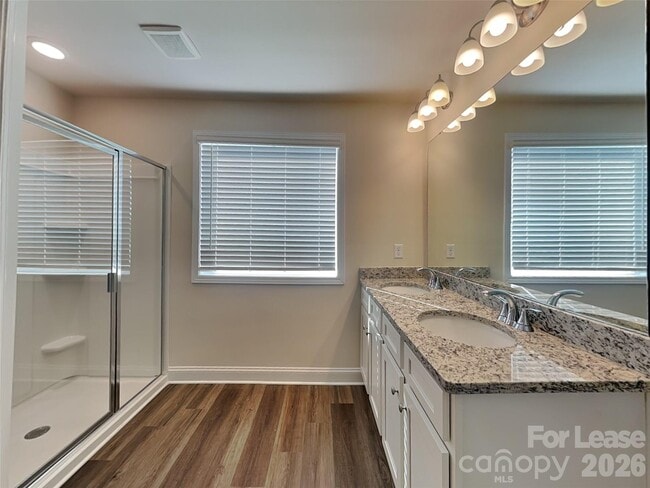 Building Photo - 123 Halesworth Rd