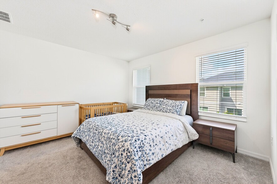 Building Photo - 2338 Carrabelle Way