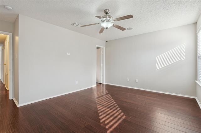 Building Photo - 8201 Canoe Ridge Ln