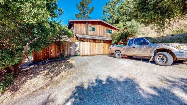 Building Photo - 11 Pedrini Wy