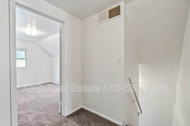 Building Photo - 801 Jefferson Rd