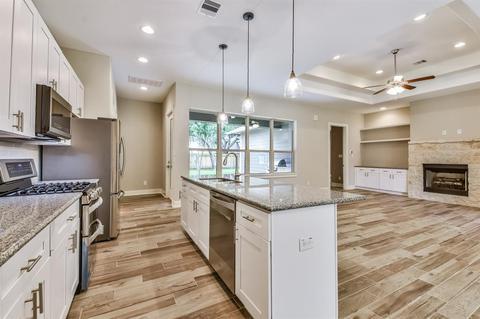 Building Photo - 2014 Briarstem Dr