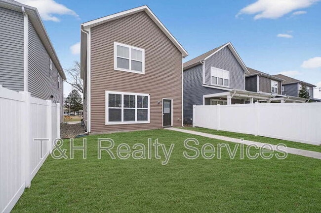 Building Photo - 156 Haugh St