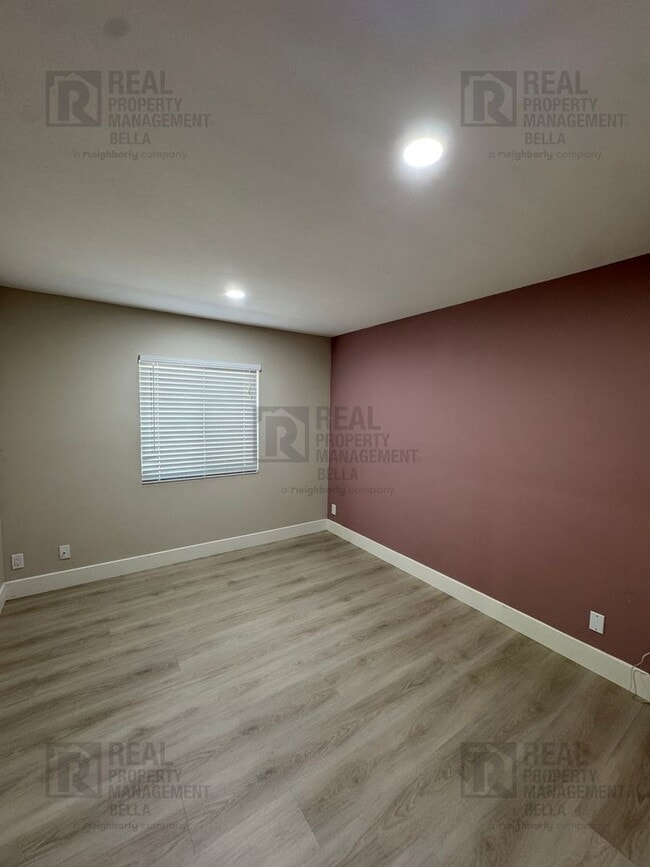 Building Photo - Remodeled Single-Story Corner Lot Home wit...