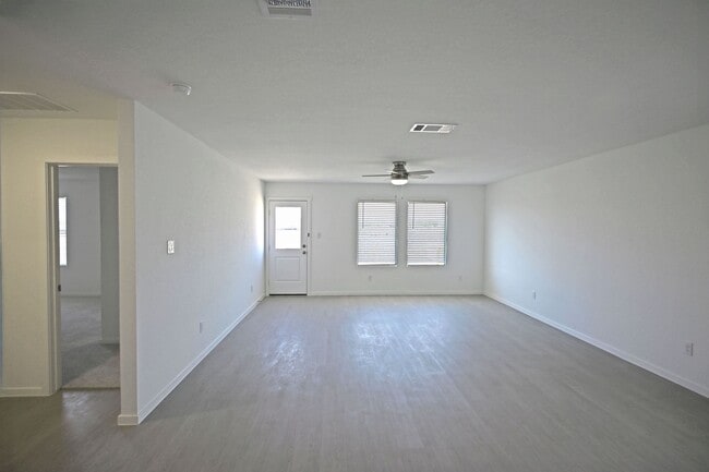 Building Photo - 308 Pacific Waters