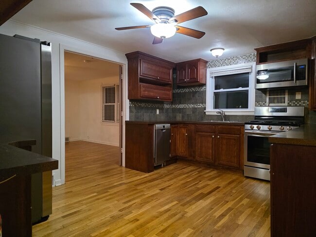 Building Photo - 155 Atlantic Ave