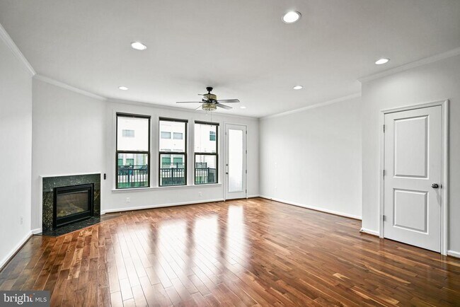 Building Photo - 23493 Adagio Terrace