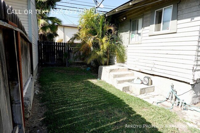 Building Photo - 417 S Canyon Blvd