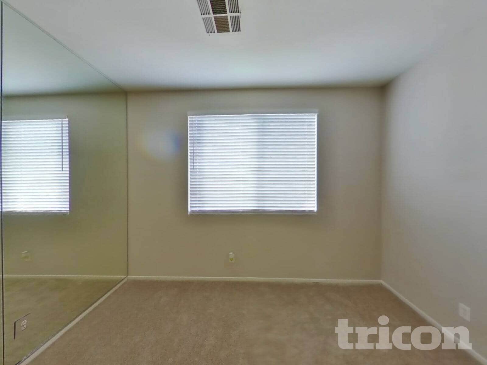 Building Photo - 2907 Extravagant Ave