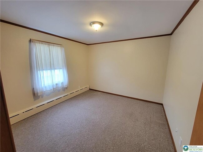 Building Photo - 712 Chestnut St