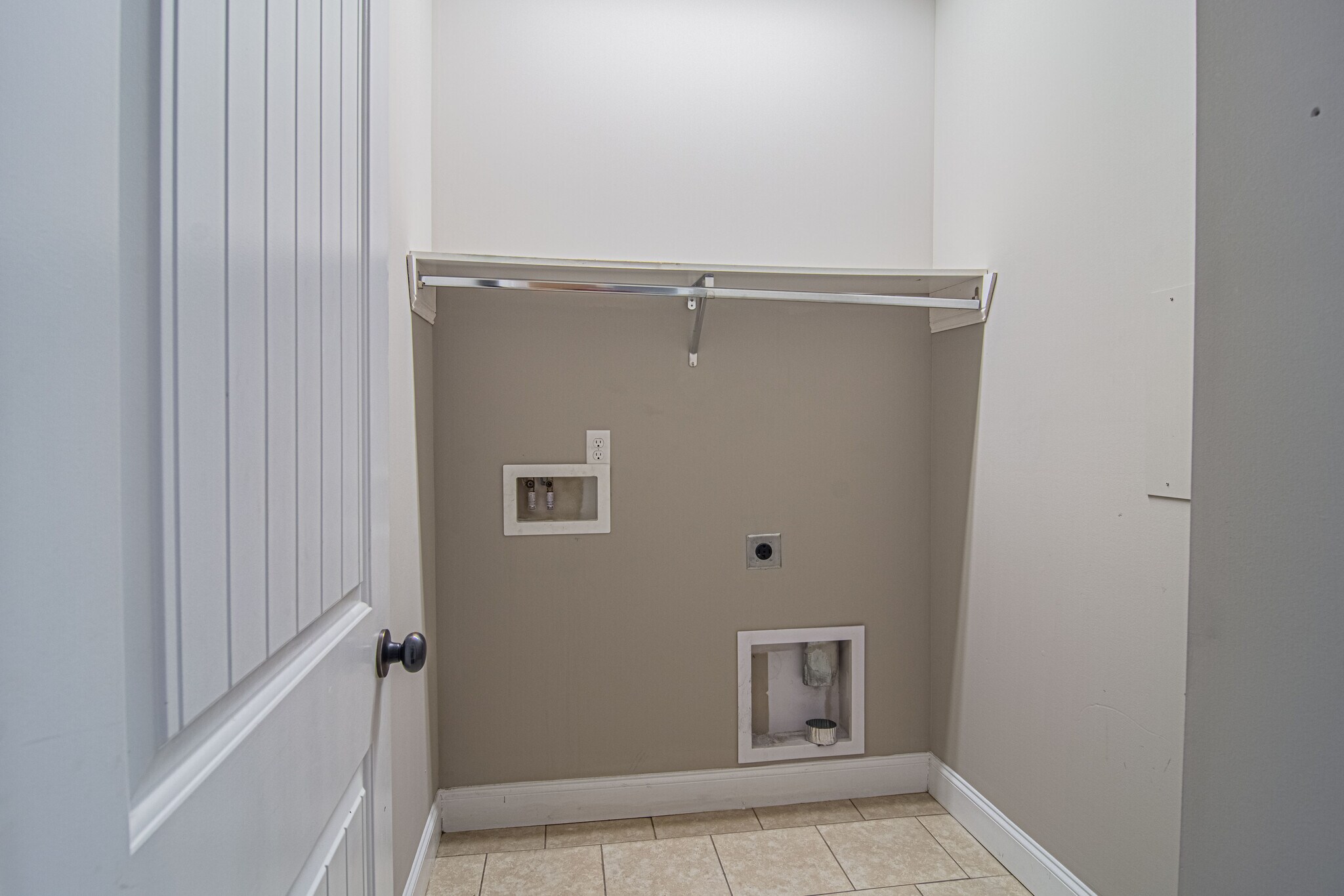 Building Photo - 56 Rawlings Ln