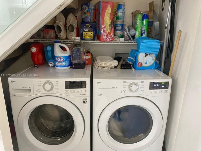 Building Photo - 40 NW 87th Ave