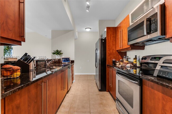 Building Photo - 7350 SW 89th St