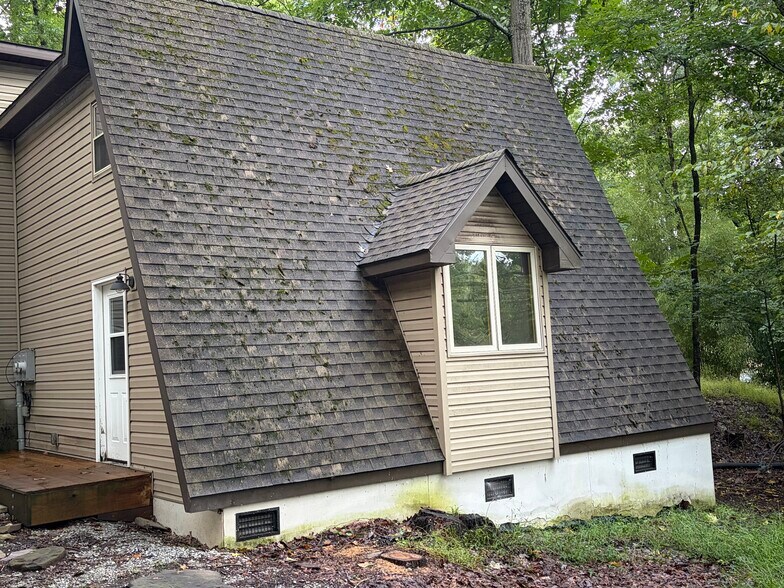 Building Photo - 640 McGlaughlin Rd