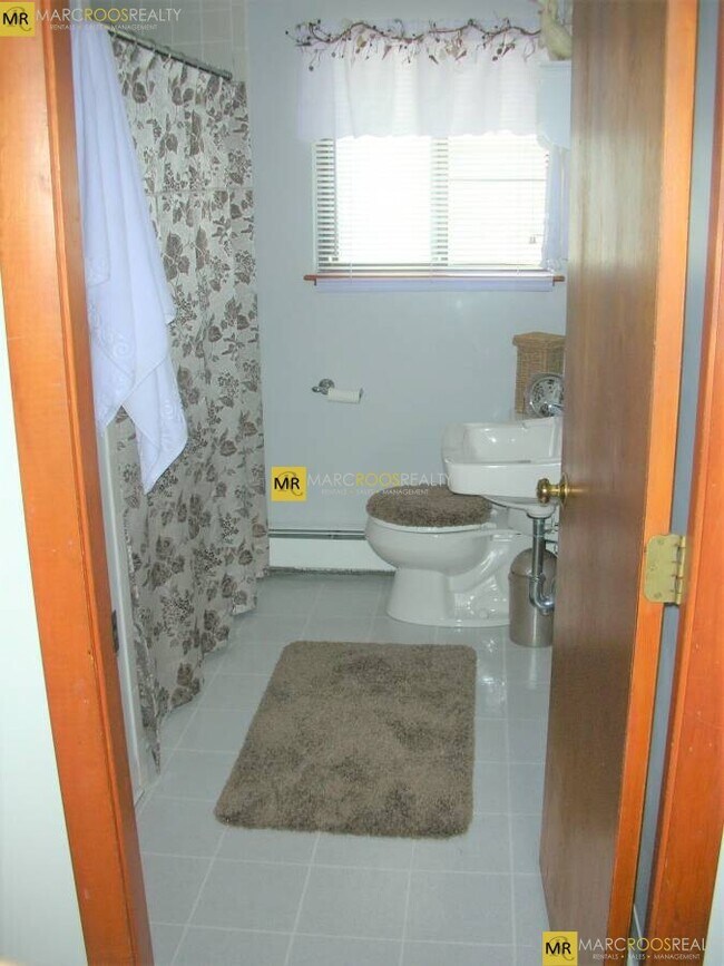 Building Photo - 25 Nathan Rd